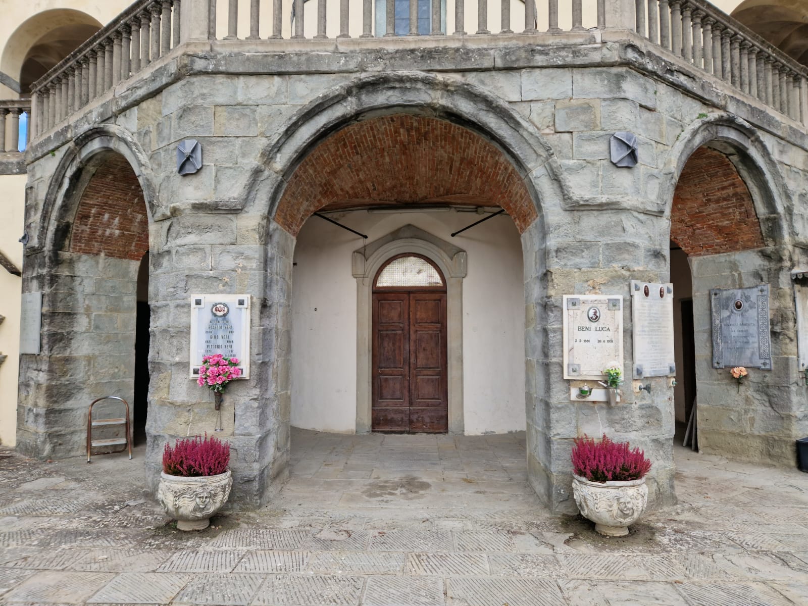 CIMITERO8