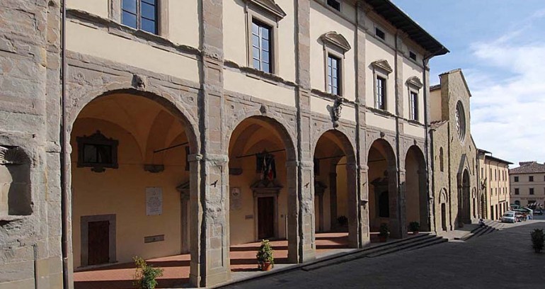 Sansepolcro, i ringraziamenti dell’amministrazione comunale alla comandante della Polizia Municipale Brunella Proietti