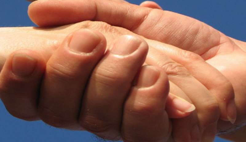 Raccolta fondi per l’ospedale e per la Caritas, come donare